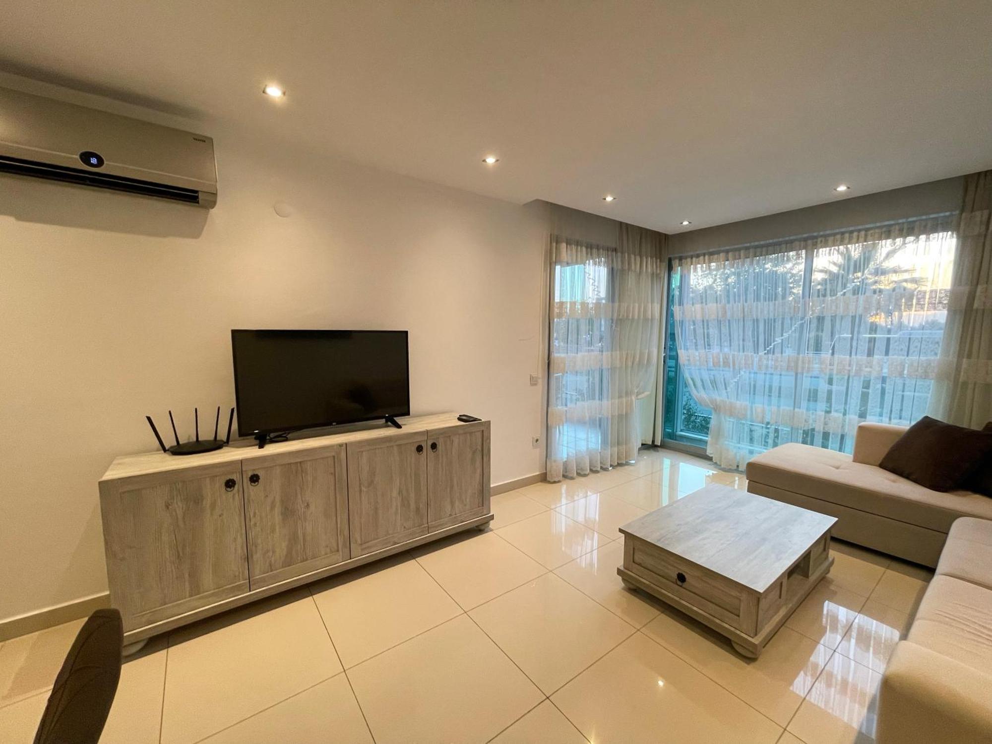 Sa Apartments! Sea View! 50m To The * Alanya
