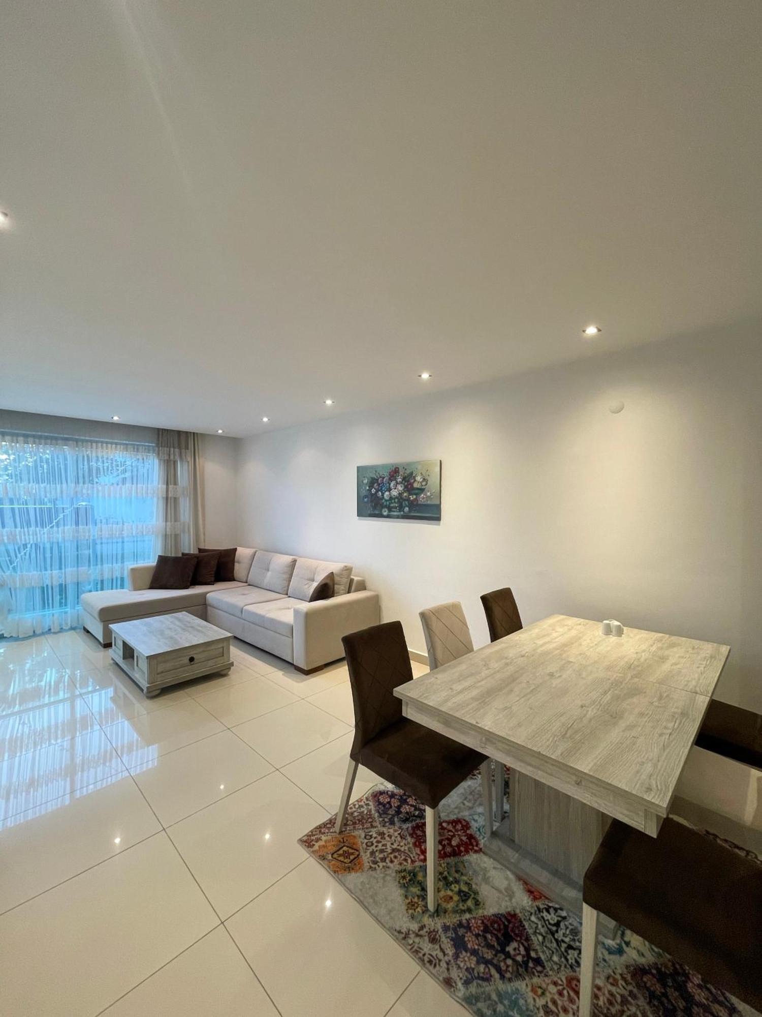 Apartment Sa Apartments! Sea View! 50m To The *